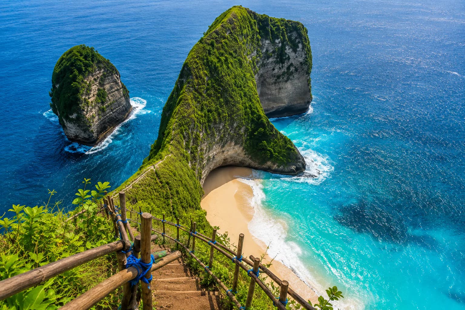 Bali Indonesia Escape – Temples, Beaches & Island Adventures